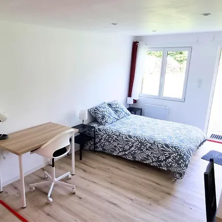 Le Petit Château Avesnois - Avec Terrasse Vue Sur Le Jardin