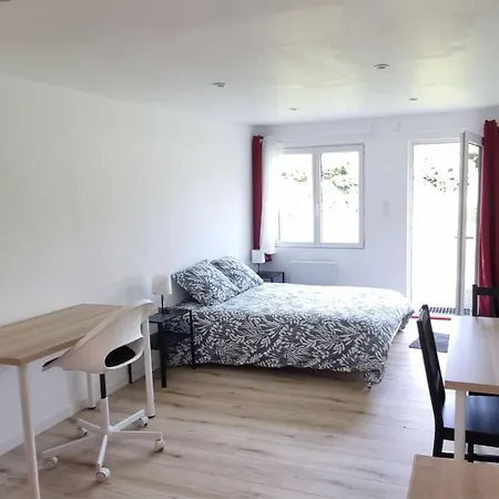 Le Petit Château Avesnois - Avec Terrasse Vue Sur Le Jardin