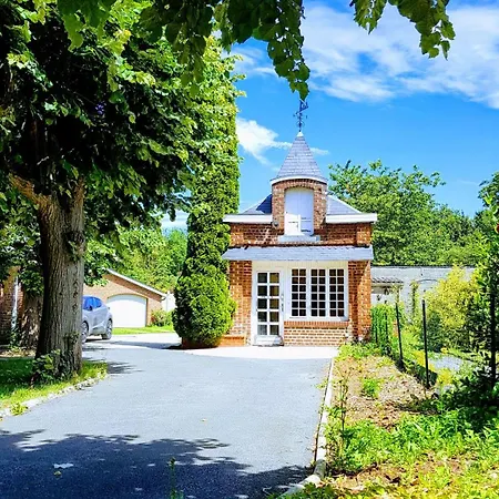 Le Petit Château Avesnois - Avec Terrasse Vue Sur Le Jardin *