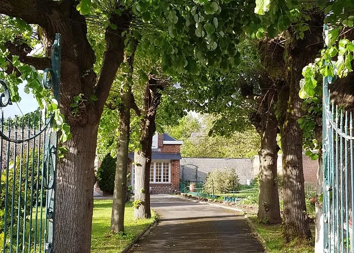 Le Petit Chateau Avesnois - Avec Terrasse Vue Sur Le Jardin Avesnes-sur-Helpe
