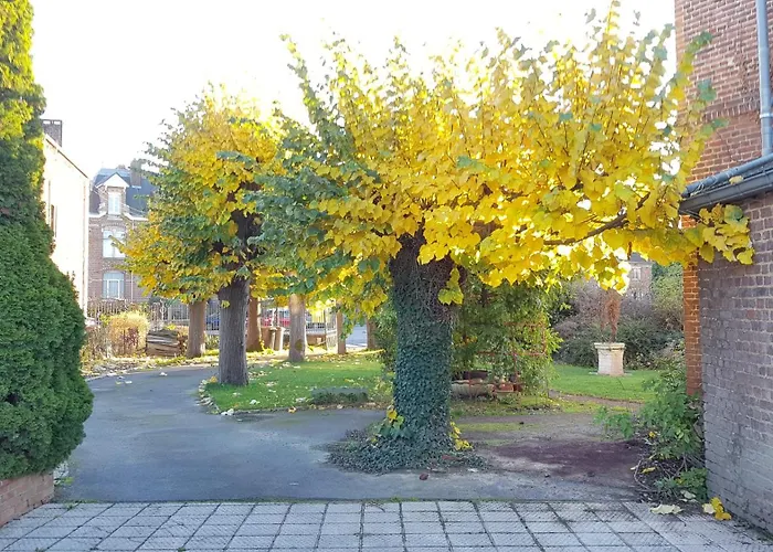 Le Petit Chateau Avesnois - Avec Terrasse Vue Sur Le Jardin Apartment *